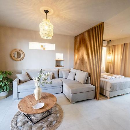 Theros Suites Diminió Kültér fotó