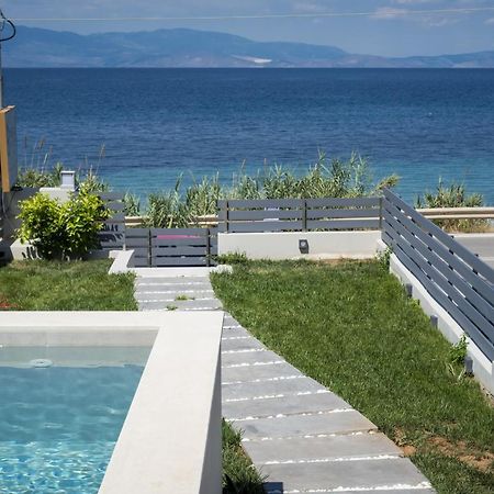Theros Suites Diminió Kültér fotó