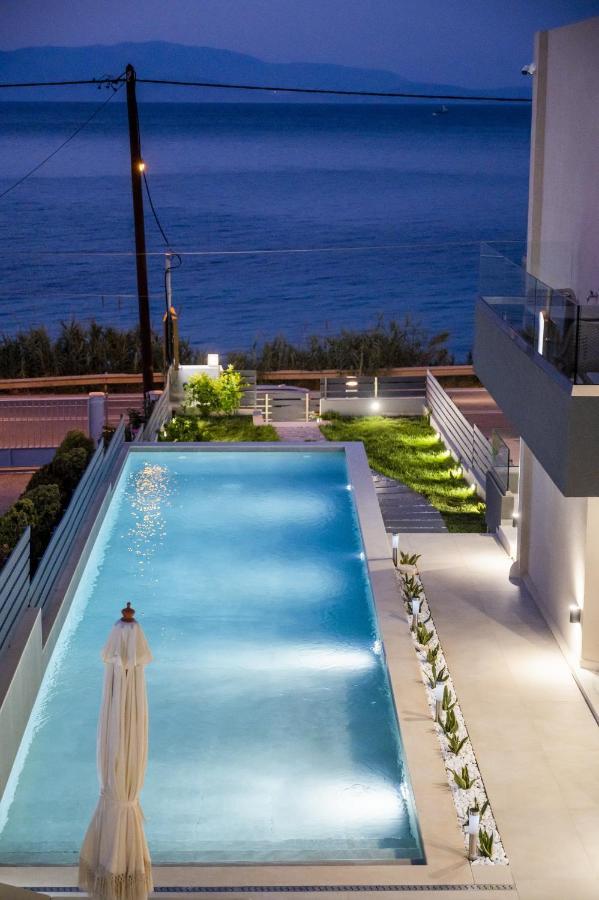 Theros Suites Diminió Kültér fotó