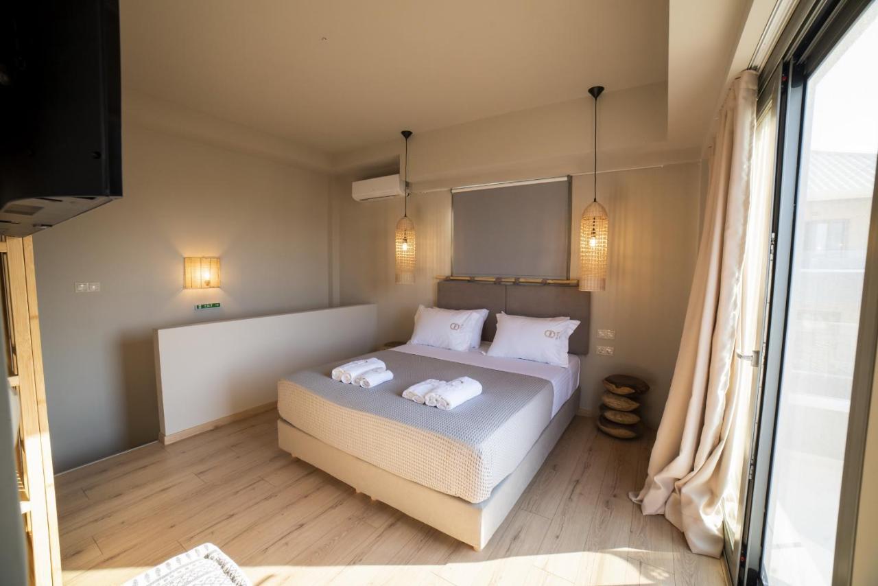 Theros Suites Diminió Kültér fotó