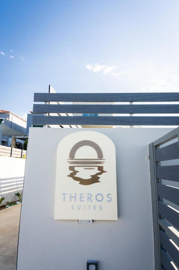 Theros Suites Diminió Kültér fotó