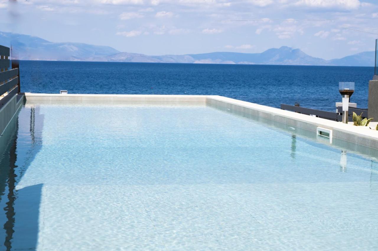 Theros Suites Diminió Kültér fotó