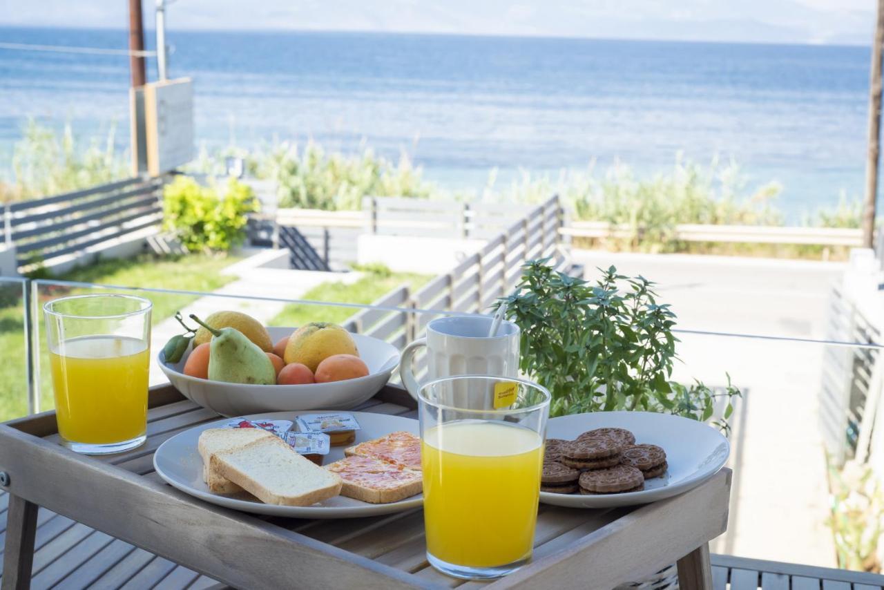 Theros Suites Diminió Kültér fotó